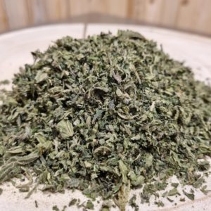 Ortie locale en vrac – Feuilles coupées de Urtica dioica
