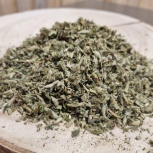 Feuilles locales de ronce – Rubus fruticosus